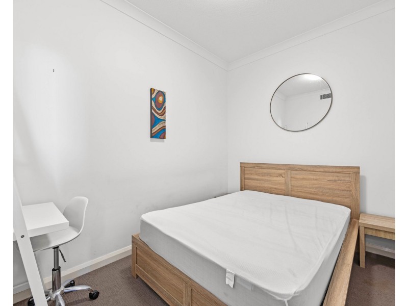 5228 Harbourview Drive, Hope Island QLD 4212