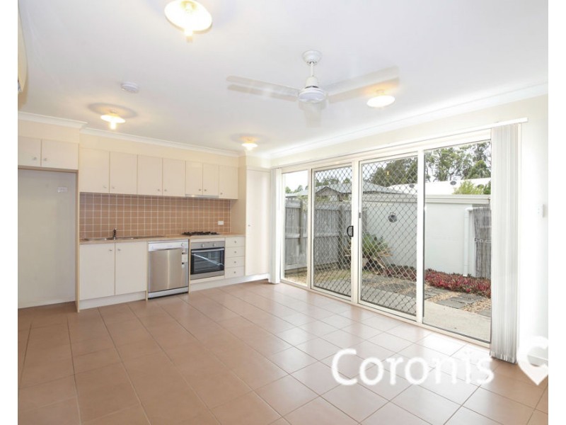 8/4 Maranoa Street, Coomera QLD 4209