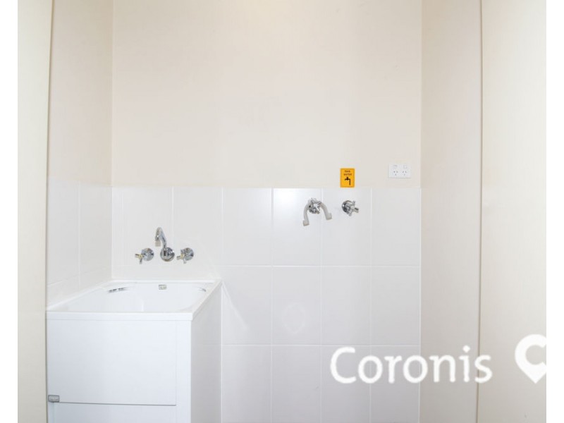 8/4 Maranoa Street, Coomera QLD 4209