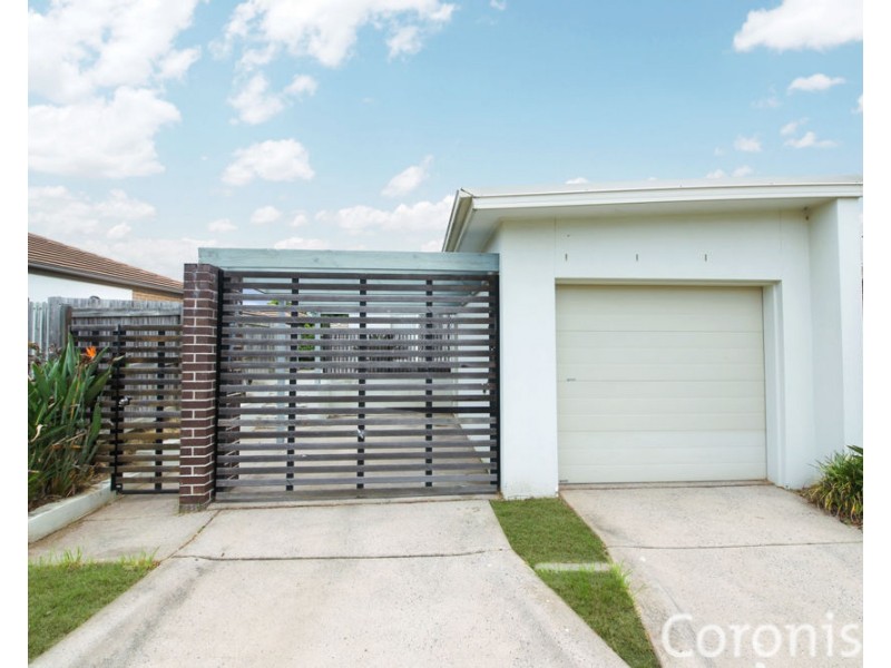 8/4 Maranoa Street, Coomera QLD 4209