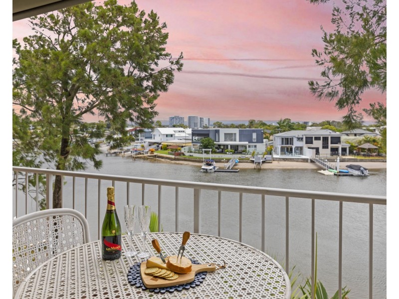 44/6 BACK STREET, Biggera Waters QLD 4216