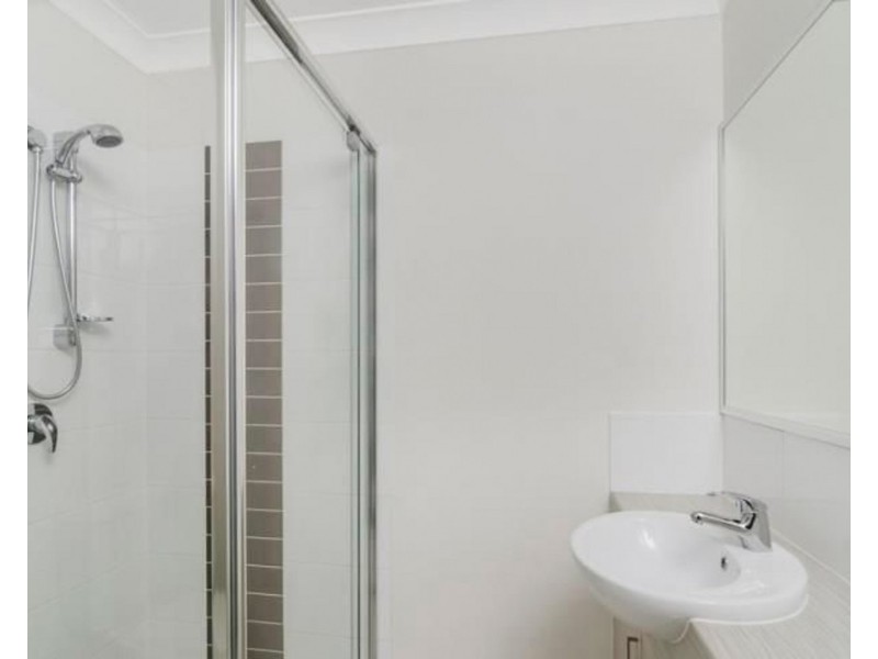 9/4 Rhiana Street, Pimpama QLD 4209