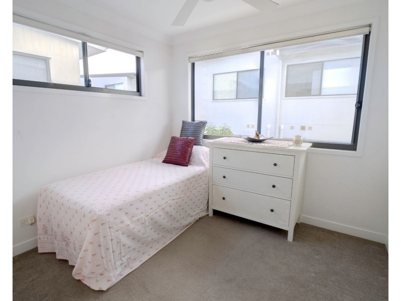 18/22 Careel Close, Helensvale QLD 4212