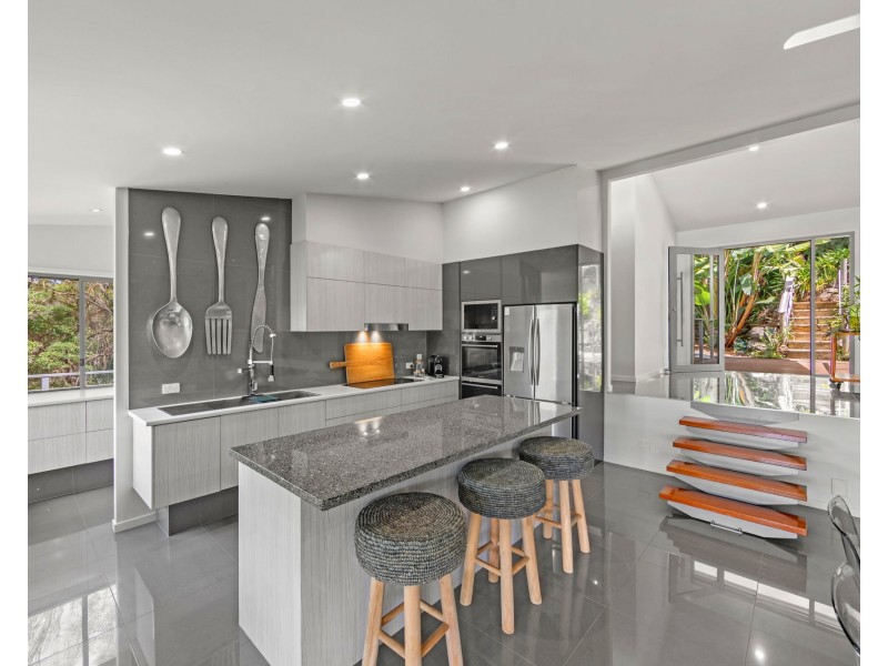 11 Coonardoo Court, Wongawallan QLD 4210