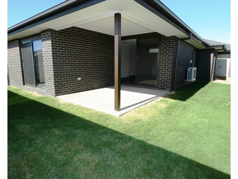 22 Yatala Street, Pimpama QLD 4209