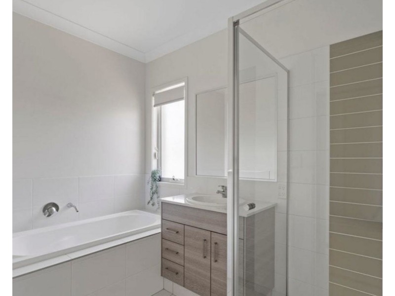 14 Frogmouth Street, Upper Coomera QLD 4209