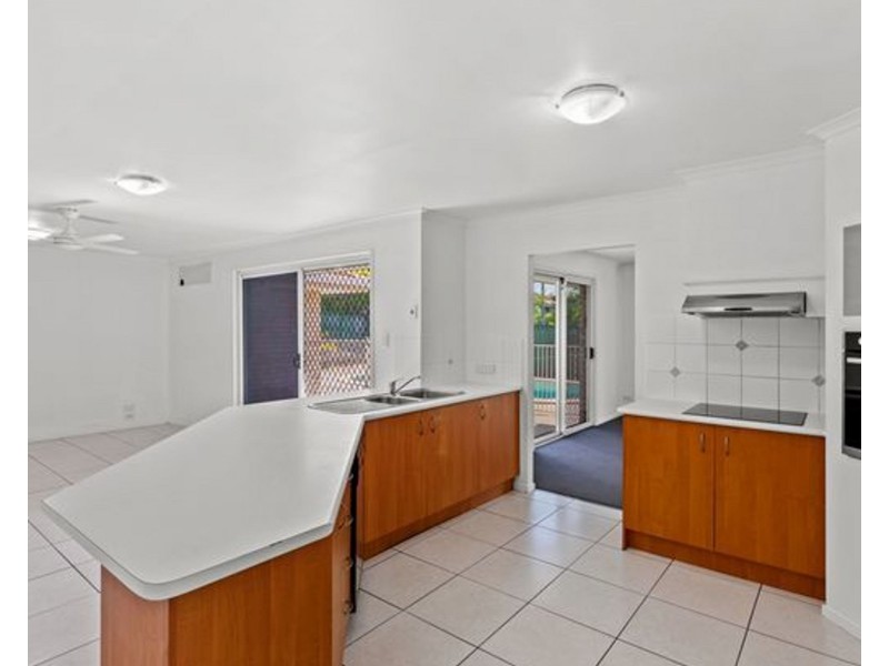 18 Brissendon Street, Maudsland QLD 4210