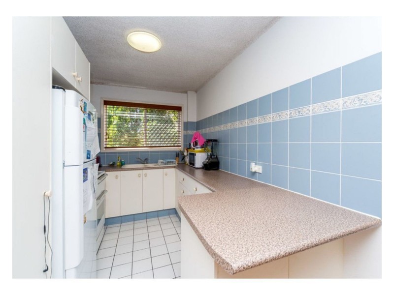 1/6 Vernia Place, Biggera Waters QLD 4216