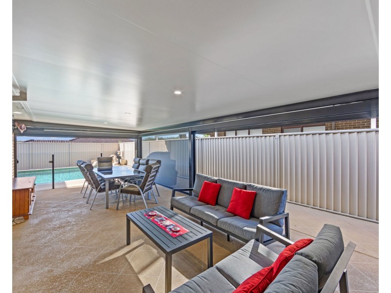 13 Silkwood Way, Molendinar QLD 4214