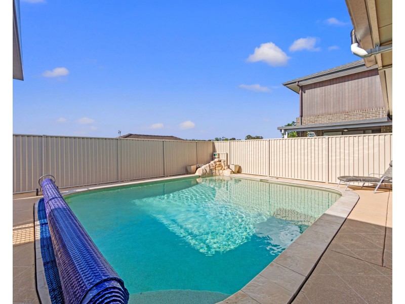 13 Silkwood Way, Molendinar QLD 4214