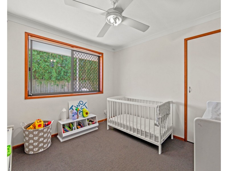 37 Lavinia Street (33 Tecoma St), Southport QLD 4215