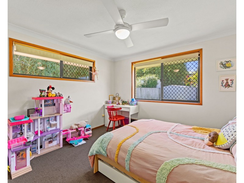 37 Lavinia Street (33 Tecoma St), Southport QLD 4215