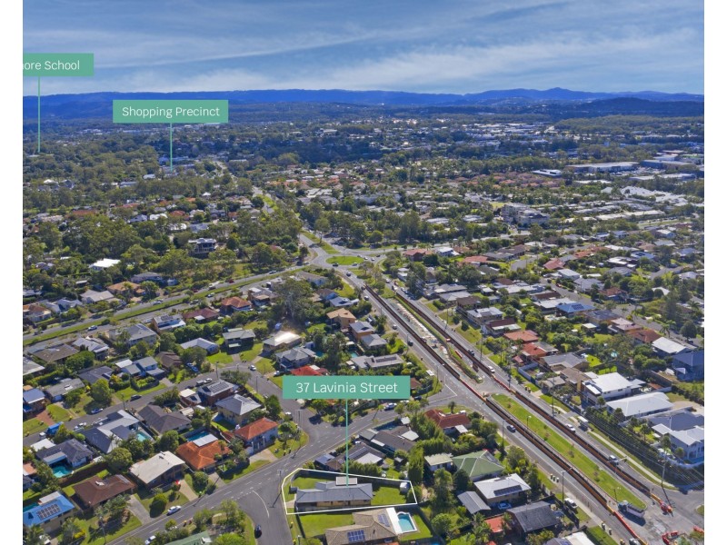 37 Lavinia Street (33 Tecoma St), Southport QLD 4215