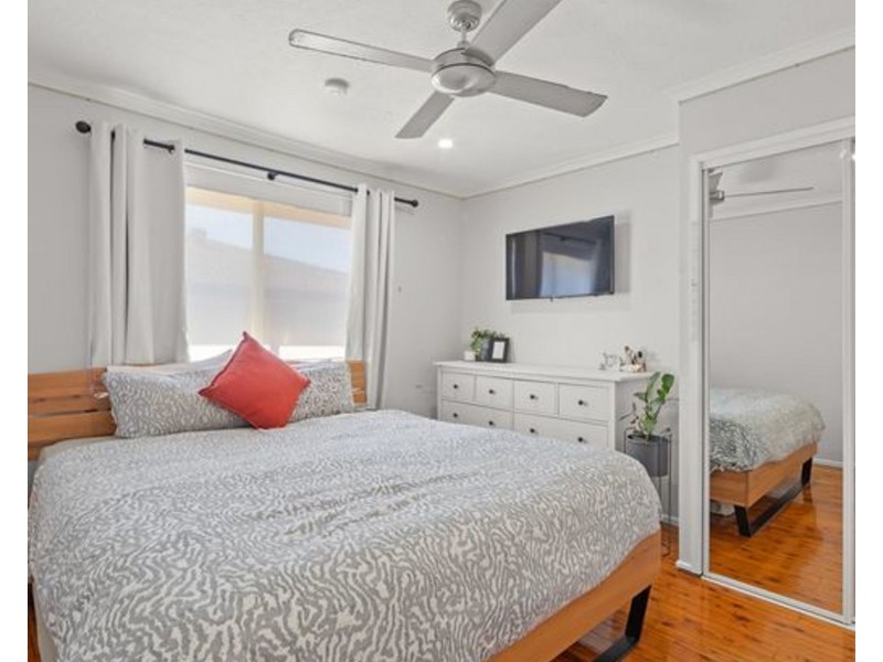 17 Paradise Street, Nerang QLD 4211
