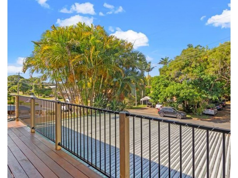 17 Paradise Street, Nerang QLD 4211