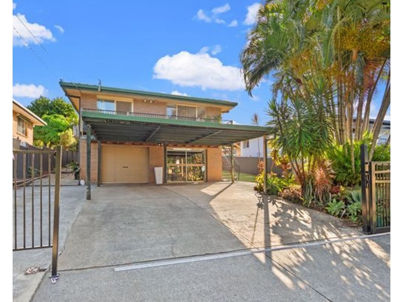 17 Paradise Street, Nerang QLD 4211