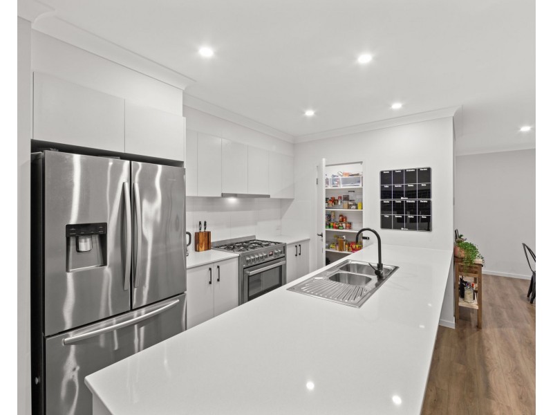 28 Bailey Court, Ormeau QLD 4208