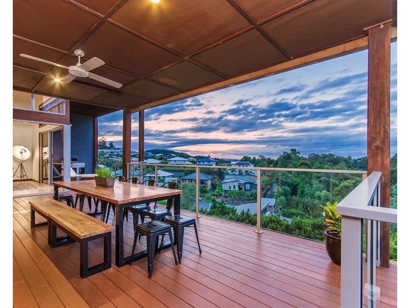 13 Barton Street, Reedy Creek QLD 4227