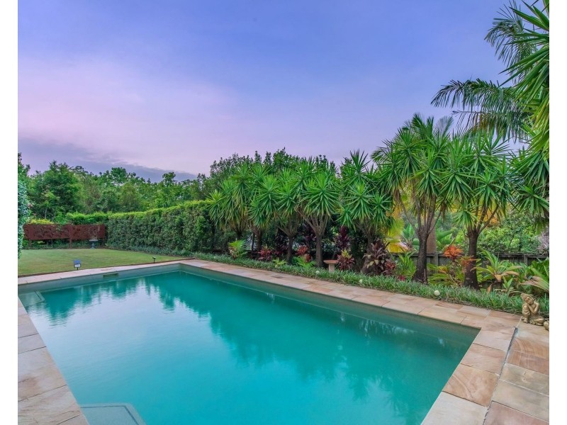 13 Barton Street, Reedy Creek QLD 4227