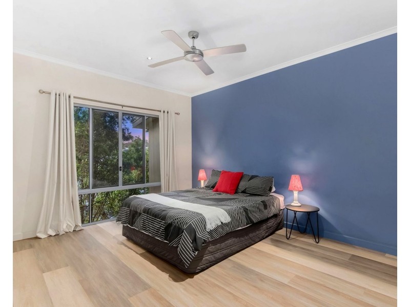 13 Barton Street, Reedy Creek QLD 4227