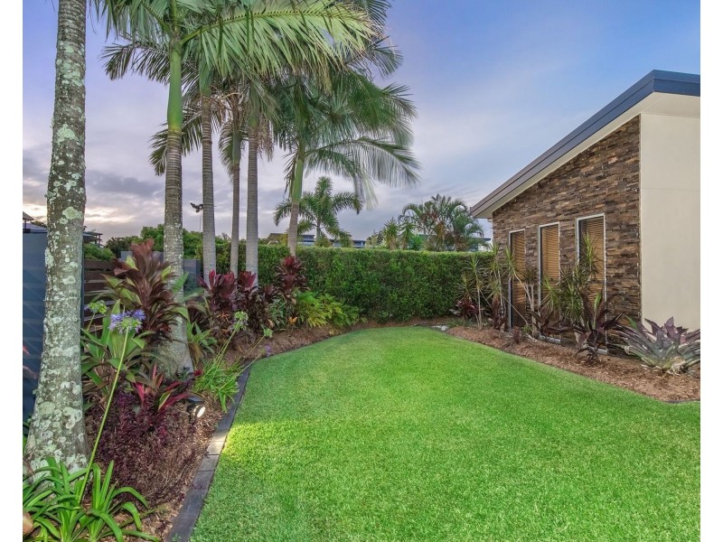 13 Barton Street, Reedy Creek QLD 4227