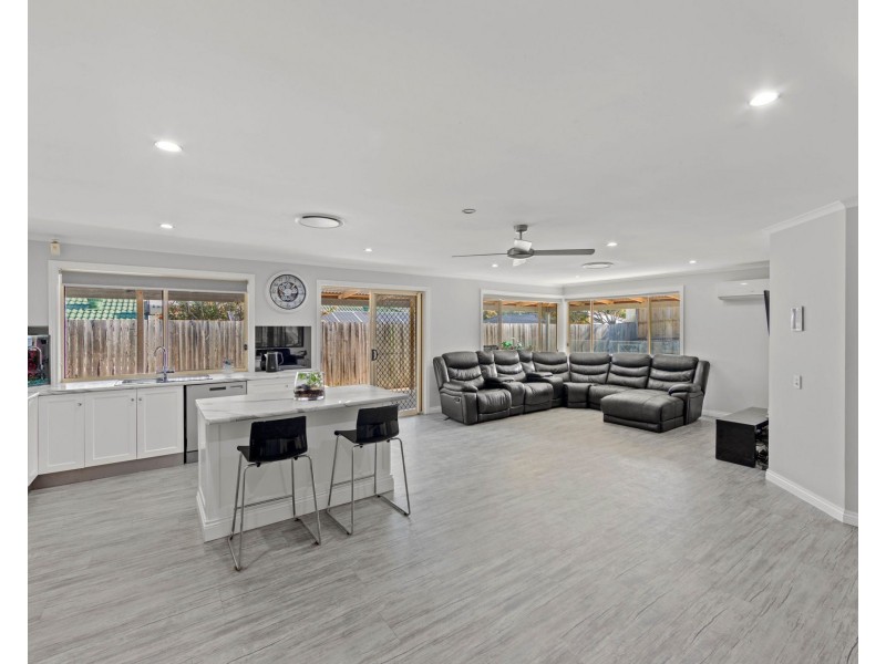 8 Mathewson Street, Upper Coomera QLD 4209