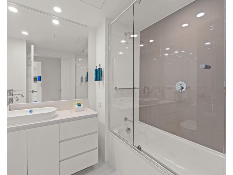 10806/3113 Surfers Paradise Boulevard, Surfers Paradise QLD 4217