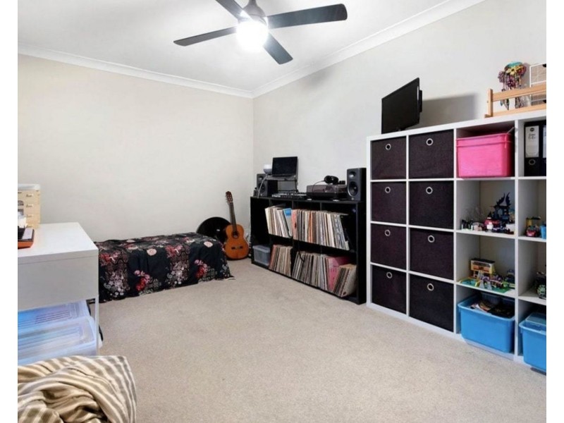 1/13 Ash Court, Arundel QLD 4214