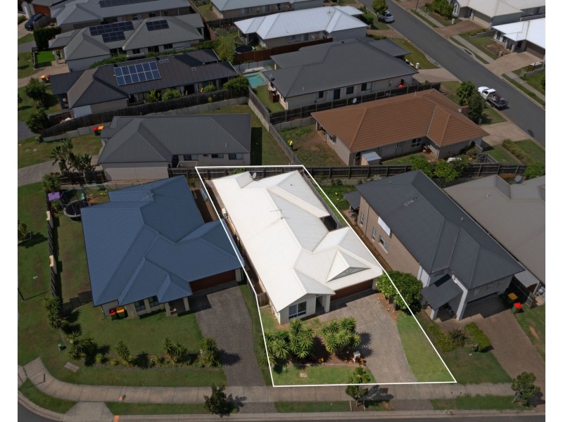 15 Fitzpatrick Circuit, Augustine Heights QLD 4300