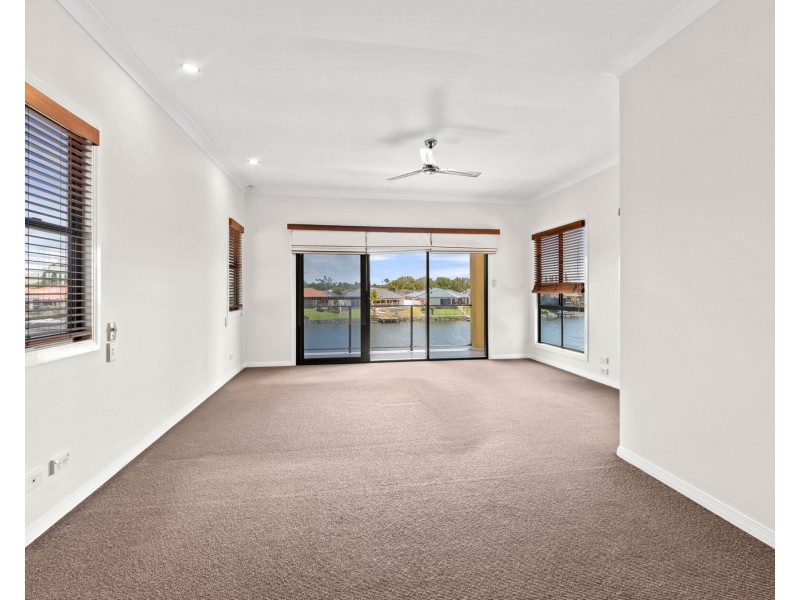 11 Westlake Court, Helensvale QLD 4212