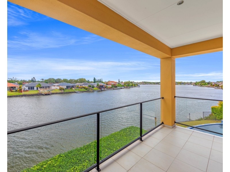 11 Westlake Court, Helensvale QLD 4212