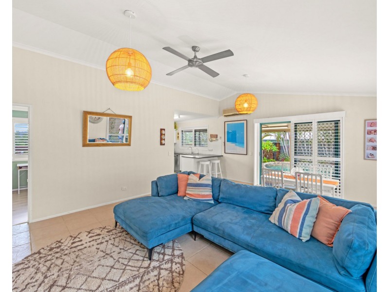 2 Inverness Court, Nerang QLD 4211