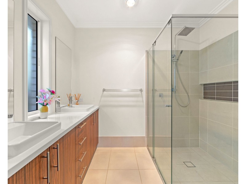 10 Preston Street, Ormeau Hills QLD 4208