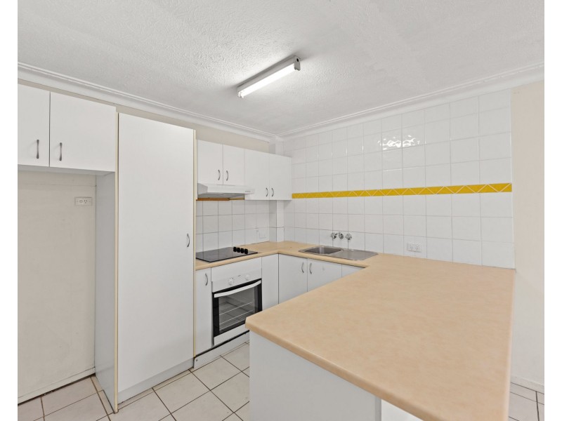 2/91 Queen Street, Southport QLD 4215
