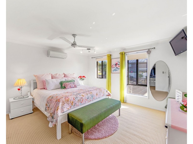 6 Silkwood Way, Molendinar QLD 4214