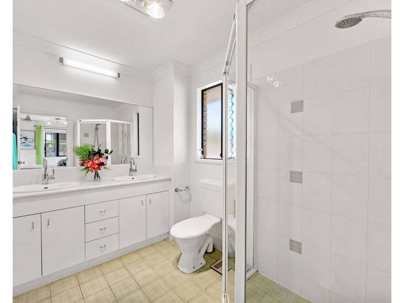 6 Silkwood Way, Molendinar QLD 4214