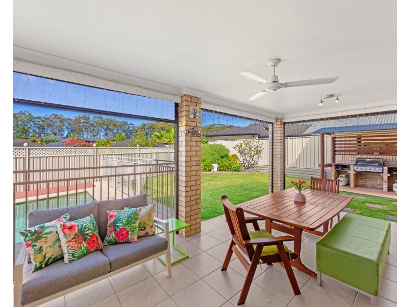 6 Silkwood Way, Molendinar QLD 4214