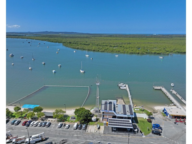 7 The Esplanade, Jacobs Well QLD 4208