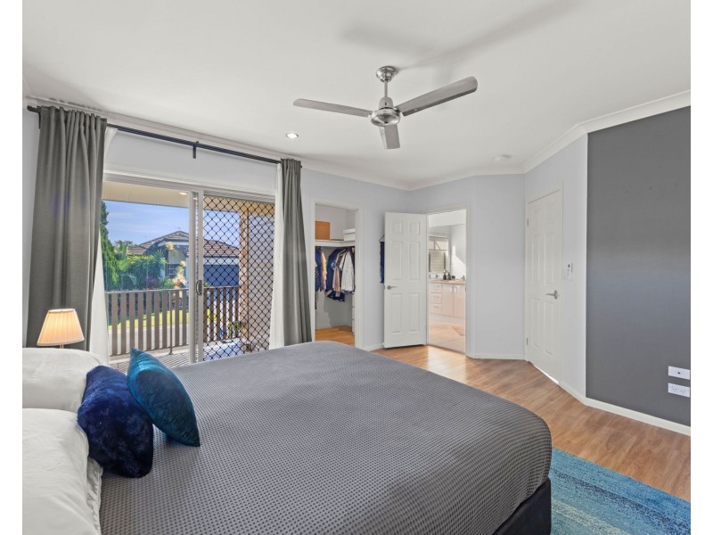 4/7 Castello Circuit, Varsity Lakes QLD 4227