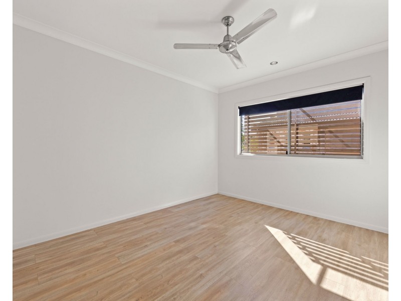 4/7 Castello Circuit, Varsity Lakes QLD 4227