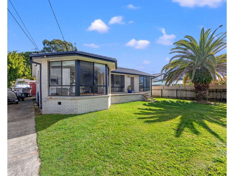 52 Coombe Avenue, Hope Island QLD 4212