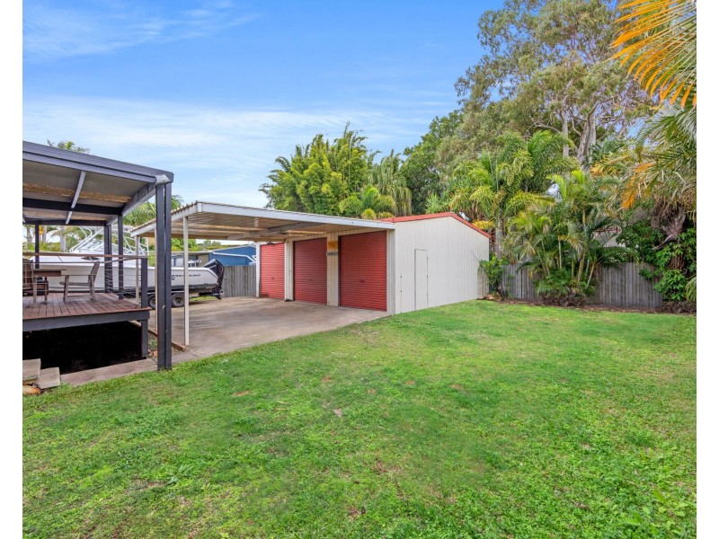 52 Coombe Avenue, Hope Island QLD 4212