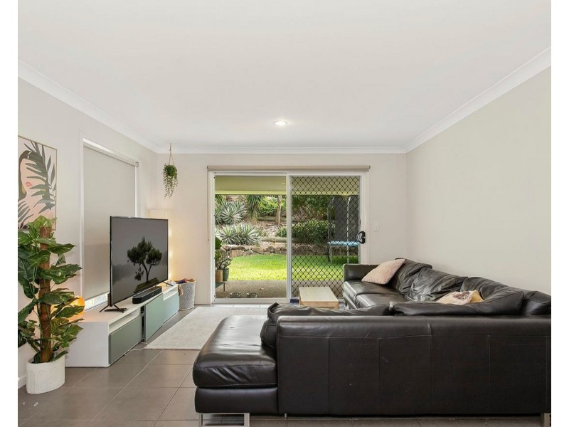 5 Gordon Drive, Upper Coomera QLD 4209
