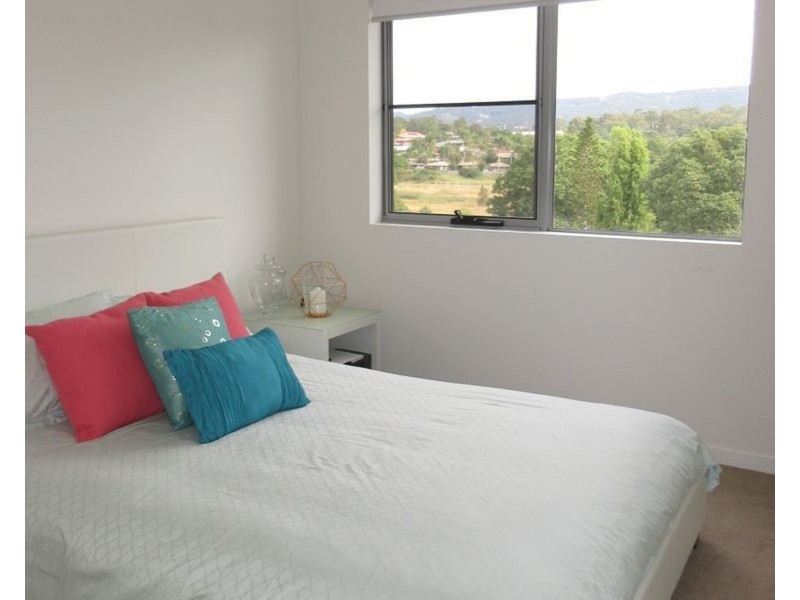 2305/31 Bourton Road, Merrimac QLD 4226