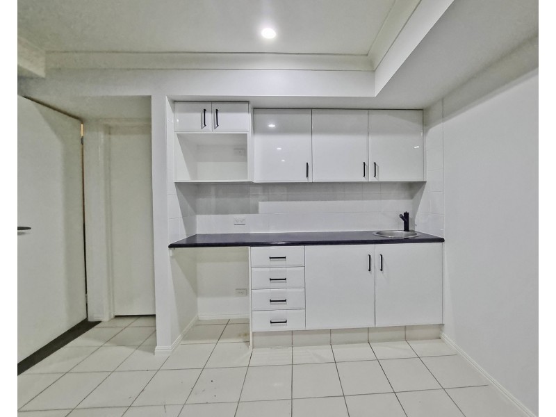 20/2 Ridgeline Way, Highland Park QLD 4211