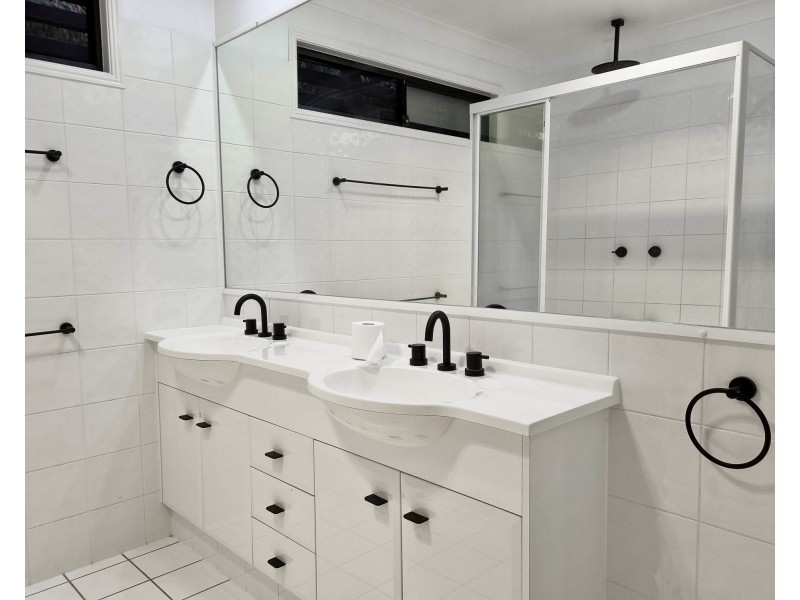 20/2 Ridgeline Way, Highland Park QLD 4211