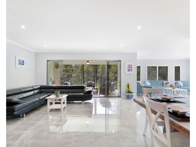 1/595 Bonogin Road, Bonogin QLD 4213