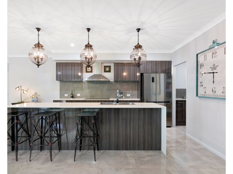 1/595 Bonogin Road, Bonogin QLD 4213