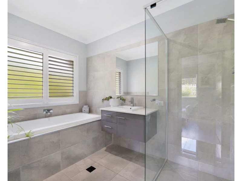 1/595 Bonogin Road, Bonogin QLD 4213