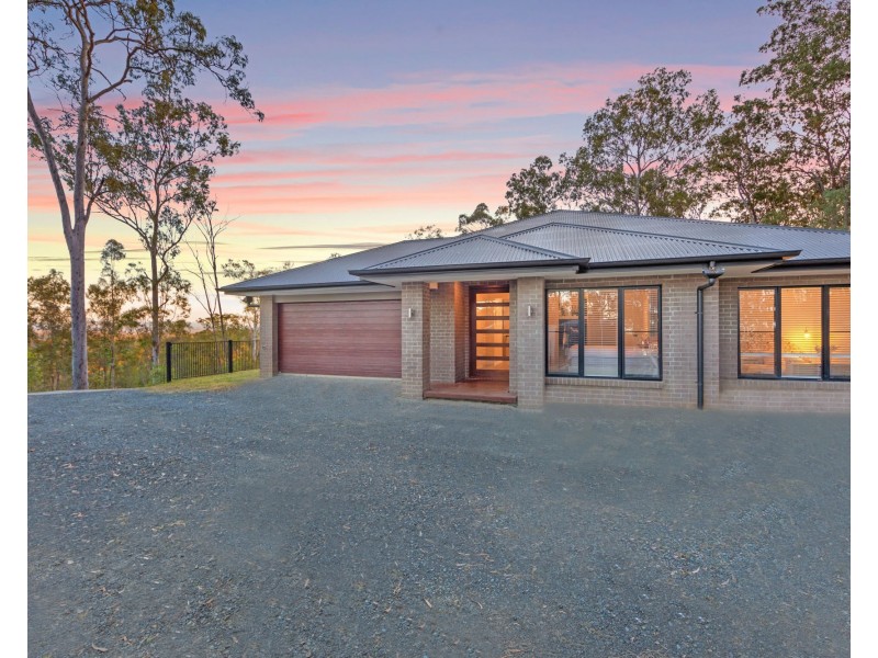 18-26 Dellcal Place, Tamborine QLD 4270